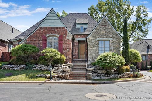 10135 S 78th East Ave, Tulsa, OK, 74133-6825 | Card Image