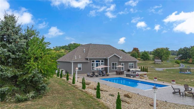 Elegant landscaping and plenty of room to roam. | Image 36