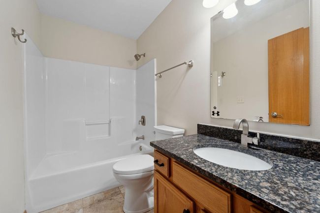 A - 1855 Cherokee Street, Condo with 4 bedrooms, 3 bathrooms and null parking in Grafton WI | Image 23