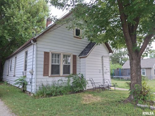 2112 N Gale Ave, Peoria, IL, 61604-3130 | Card Image