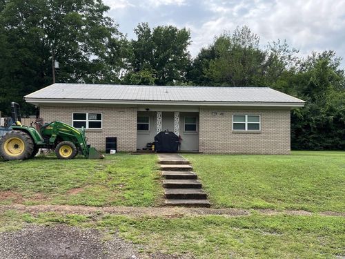1111 Weiss St, Mena, AR, 71953-3653 | Card Image