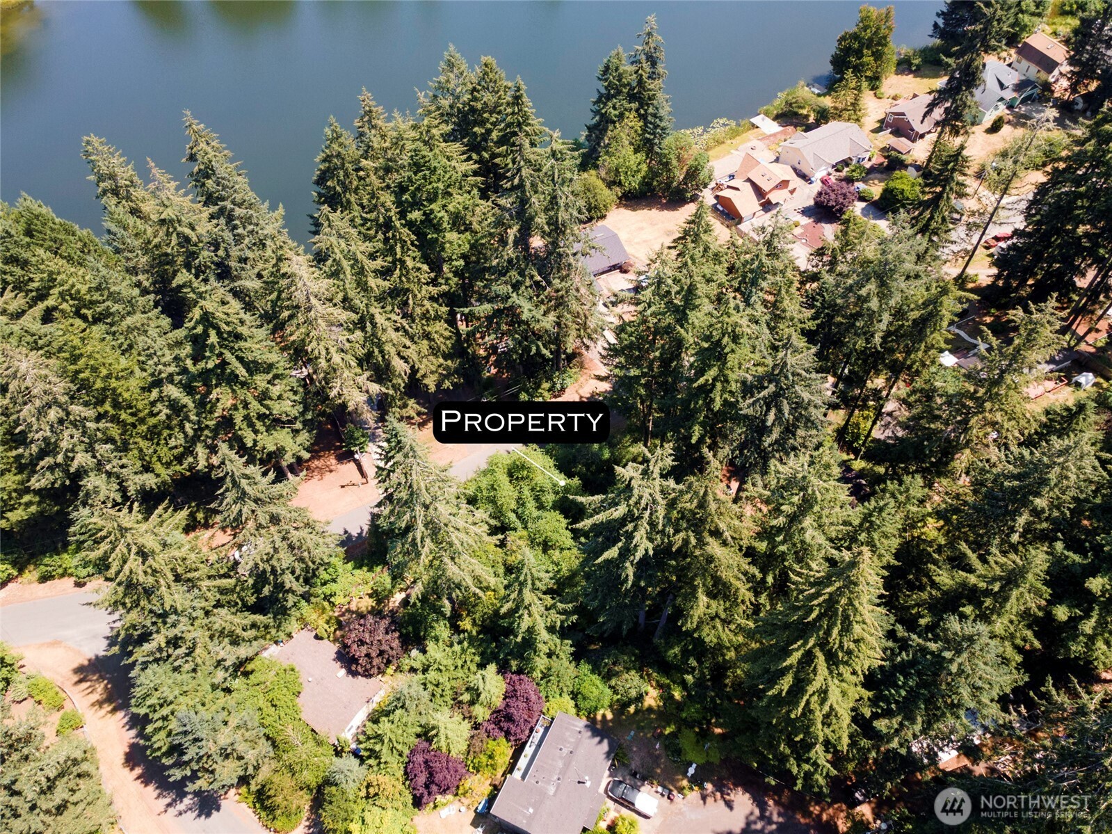 Land in Lakebay
