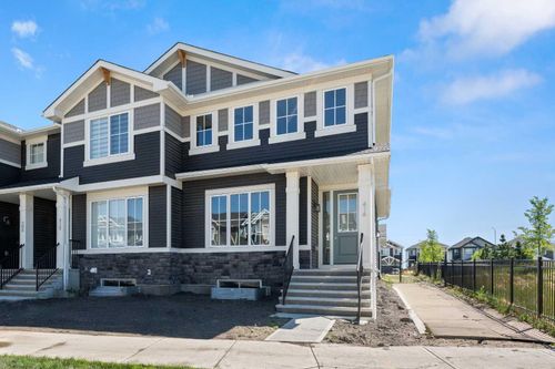 416 Sora Blvd Se, Calgary, AB, T3S0M2 | Card Image
