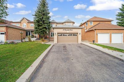 27 Beaverhall Rd, House other with 4 bedrooms, 4 bathrooms and 6 parking in Brampton ON | Image 2