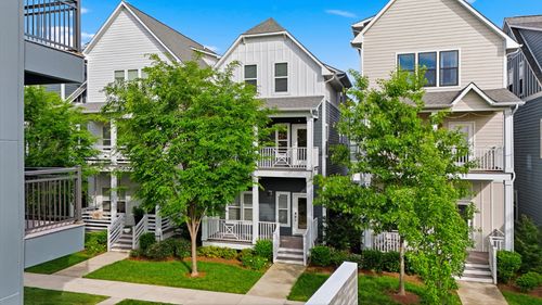 15-1633 54th Ave N, Nashville, TN, 37209-1693 | Card Image