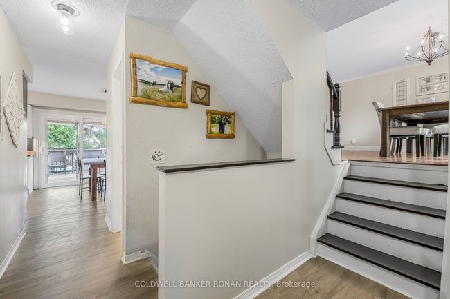 61 The Boulevard, House other with 3 bedrooms, 2 bathrooms and 2 parking in New Tecumseth ON | Image 6