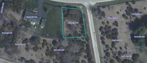 401 Saint Francis Dr, Dixon, IL, 61021-7356 | Card Image