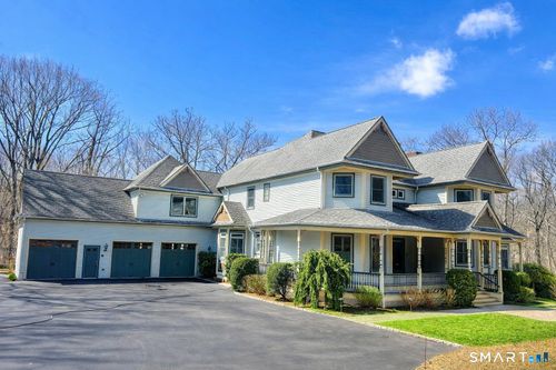 205 E Rocks Rd, Norwalk, CT, 06851-1707 | Card Image