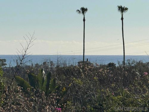 2850 Highland Dr, Carlsbad, CA, 92008-1969 | Card Image