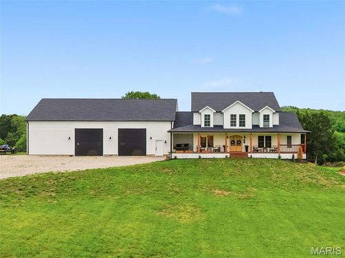 8686 State Road Ww, Dittmer, MO, 63023-2413 | Card Image