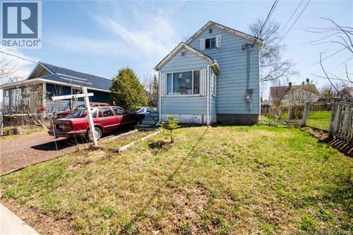 46 Taylor St, Moncton, NB, E1C4E5 | Card Image