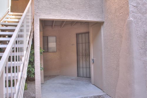 107-8155 E Roosevelt St, Scottsdale, AZ, 85257-3863 | Card Image