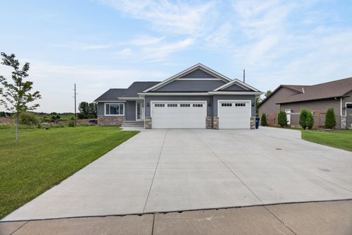 11411 Latham Ln, Chisago City, MN, 55013-9743 | Card Image