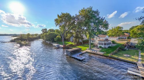27771 W Lake Shore Dr, Spring Grove, IL, 60081-9118 | Card Image
