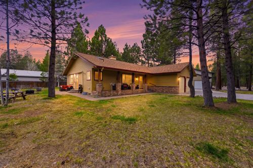149068 Mabel Dr, La Pine, OR, 97739-9119 | Card Image