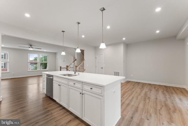 7769 Blackburn Ridge Dr, Townhouse with 4 bedrooms, 4 bathrooms and null parking in MANASSAS VA | Image 18