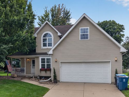613 Magnolia Ln, Ottawa, IL, 61350-4154 | Card Image