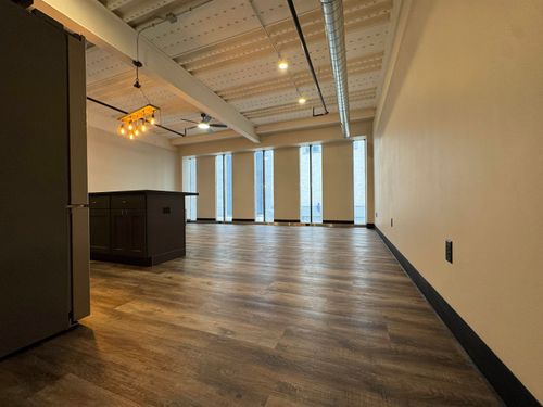 206-200 W College Ave, APPLETON, WI, 54911-5827 | Card Image