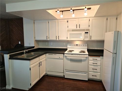 b209-464 N Highway 143, Brian Head, UT, 84719 | Card Image