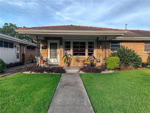 35 Woodlawn Ave, Metairie, LA, 70001-5733 | Card Image