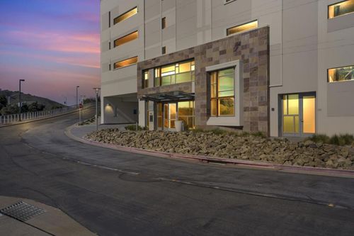 unit-1701-1 Mandalay Pl, South San Francisco, CA, 94080-1682 | Card Image