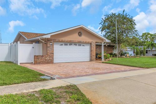 10909 127th Ave, LARGO, FL, 33778-2110 | Card Image
