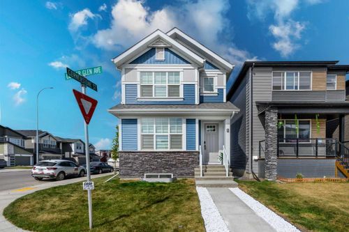 8 Corner Glen Ave Ne, Calgary, AB, T3N2L6 | Card Image