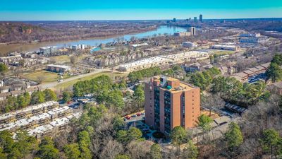 601 - 1 Treetops Lane, Home with 2 bedrooms, 2 bathrooms and null parking in Little Rock AR | Image 2