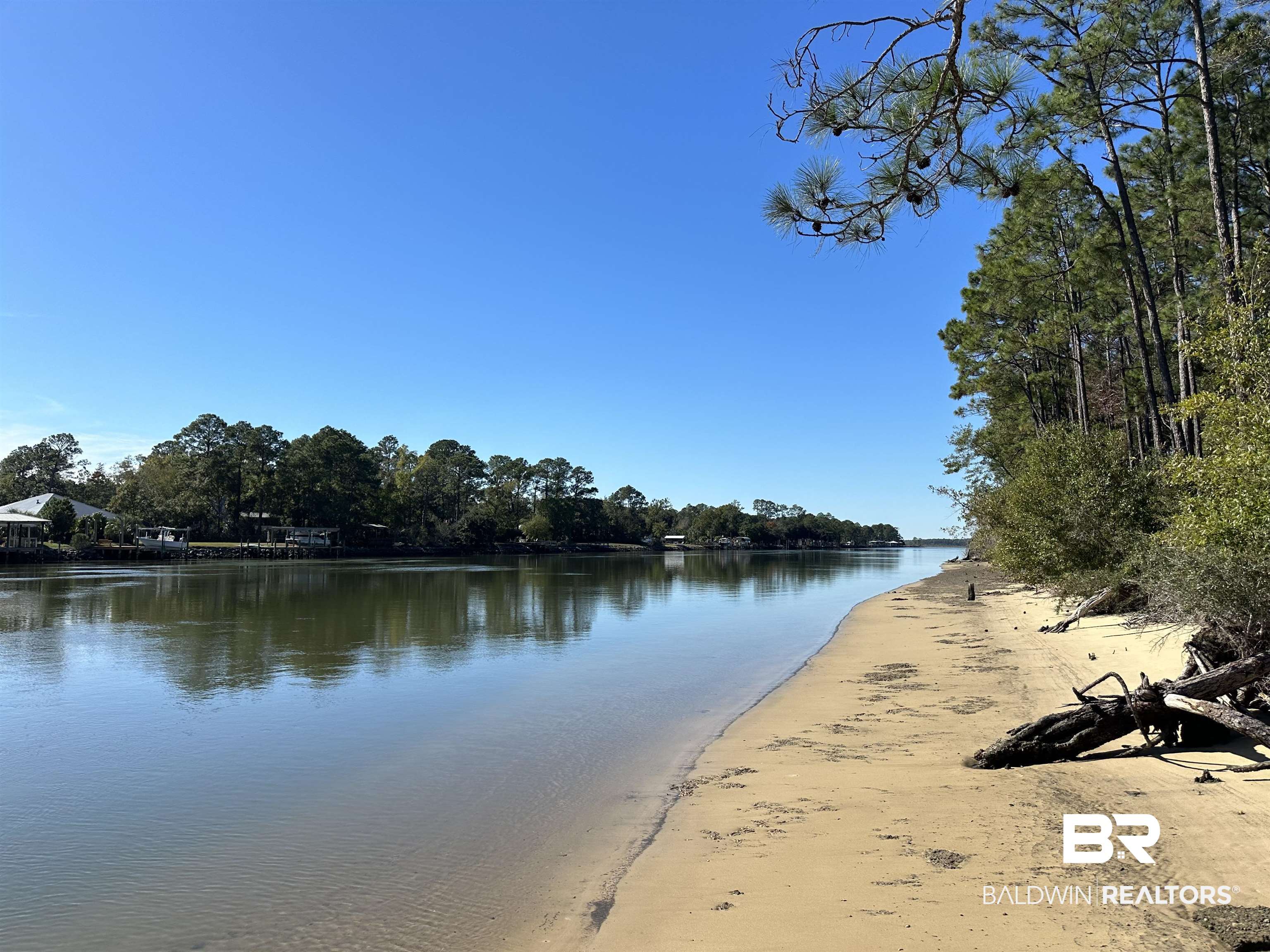 Land in Gulf Shores