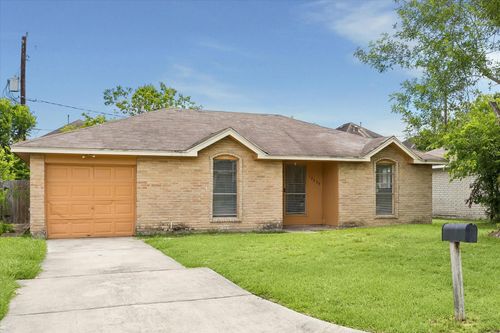12639 Chiswick Rd, Houston, TX, 77047-2016 | Card Image