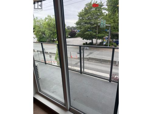219-1529 Oxford St, North Vancouver, BC, V7J0G2 | Card Image