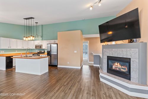 37-12023 Whitecap Pl, Anchorage, AK, 99515-4422 | Card Image