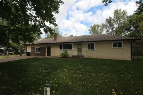 8451 238th Ave Ne, Stacy, MN, 55079-9305 | Card Image