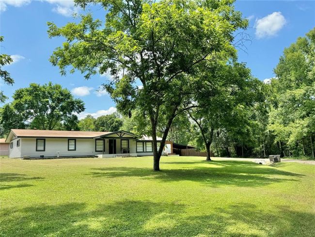 173 Rye St, House other with 3 bedrooms, 2 bathrooms and 2 parking in Trinity TX | Image 4