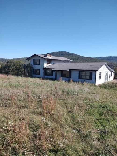 5224 Highway 295, Elkins, AR, 72727-8940 | Card Image