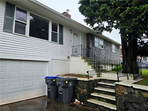 103 Windward Dr, Portsmouth, RI, 02871-2903 | Card Image