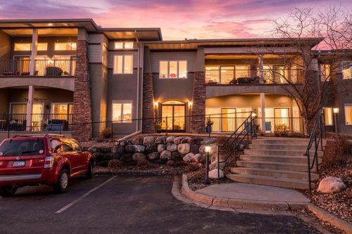 unit-103-10806 S Shore Dr, Plymouth, MN, 55441-4975 | Card Image