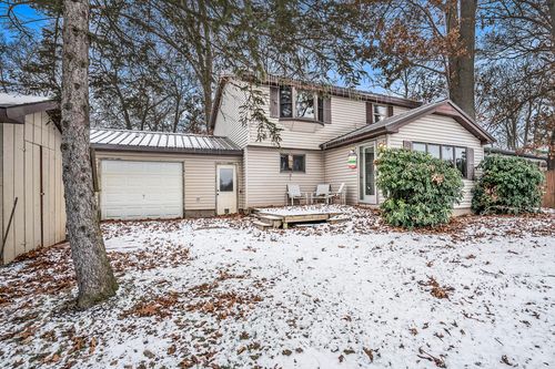 67025 Oxbow Dr, Constantine, MI, 49042-8729 | Card Image