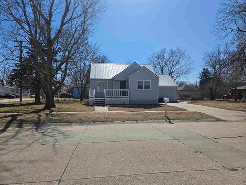 211 W 12th St, Schuyler, NE, 68661-1748 | Card Image