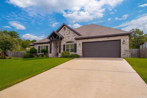 6108 Remington Dr, Bryant, AR, 72022-7526 | Card Image