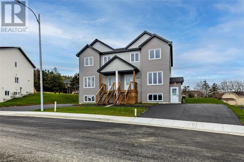12 Carol Cres, Paradise, NL, A1L4K1 | Card Image
