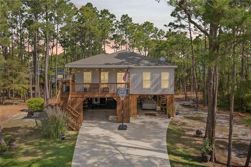 224 Chenault Ave, Dauphin Island, AL, 36528-3522 | Card Image