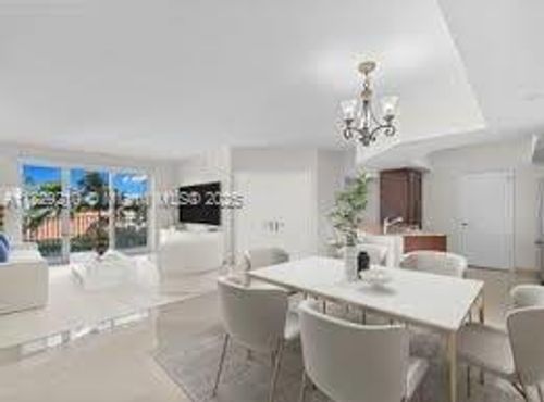 apt-104-19900 E Country Club Dr, Aventura, FL, 33180-3328 | Card Image