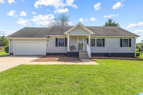 268 Warren Dr, Weaver, AL, 36277-4646 | Card Image