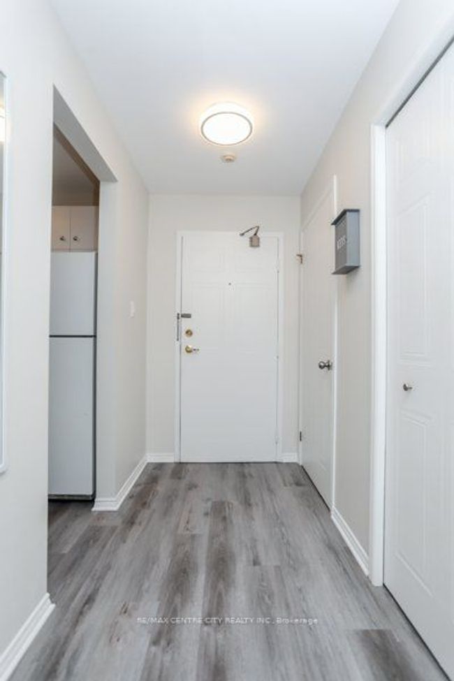 209 - 440 Wellington St, Condo with 2 bedrooms, 1 bathrooms and 1 parking in Saint Thomas ON | Image 8