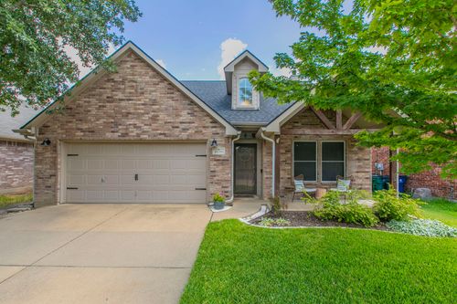 1630 Hillside Dr, Waxahachie, TX, 75165-6170 | Card Image