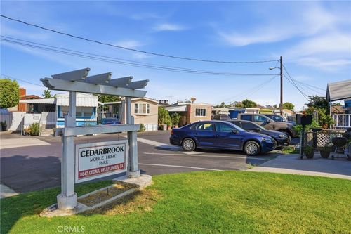 8647 Cedar St, Bellflower, CA, 90706 | Card Image