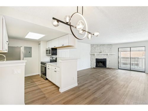 207-18302 E Kepner Pl, Aurora, CO, 80017-3378 | Card Image