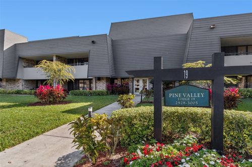 19306-36750 Us Highway 19 N, PALM HARBOR, FL, 34684-1239 | Card Image
