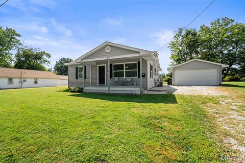 402 Fremont St, Jerseyville, IL, 62052-2616 | Card Image